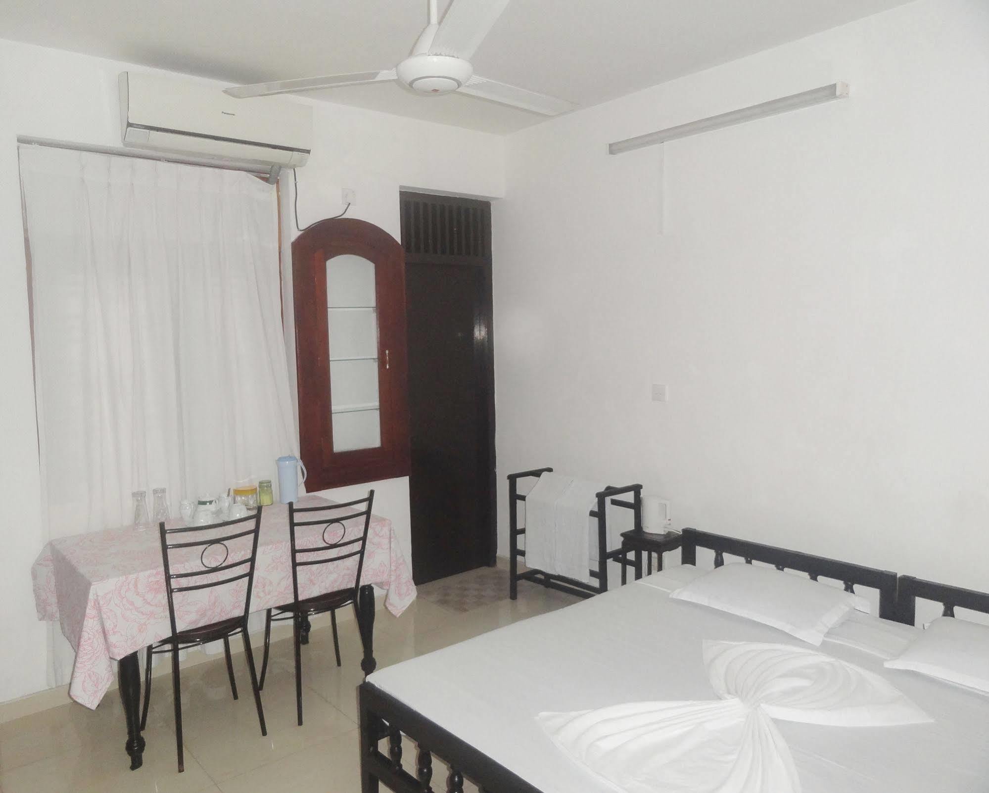 Hillstreet Villa Dehiwala-Mount Lavinia Eksteriør billede